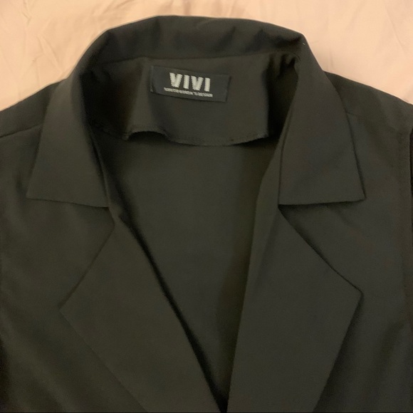 Trench Dress 🧥 - Picture 7 of 9